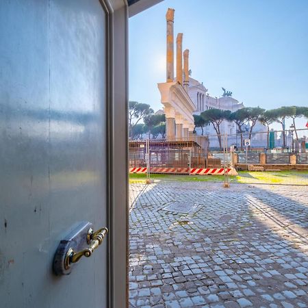 Elegant And Luxury Apartment @Altare Della Patria Rome Extérieur photo