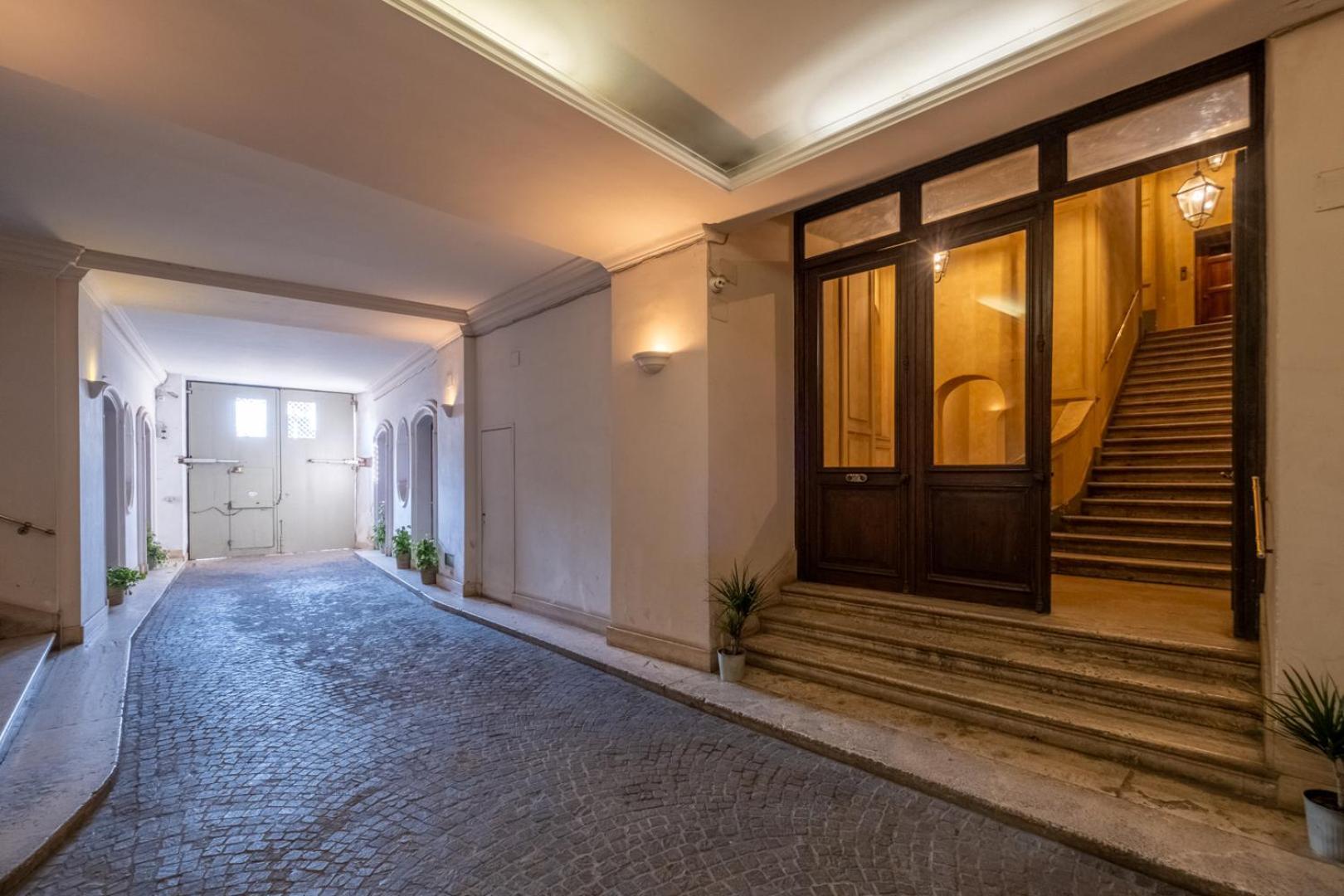 Elegant And Luxury Apartment @Altare Della Patria Rome Extérieur photo