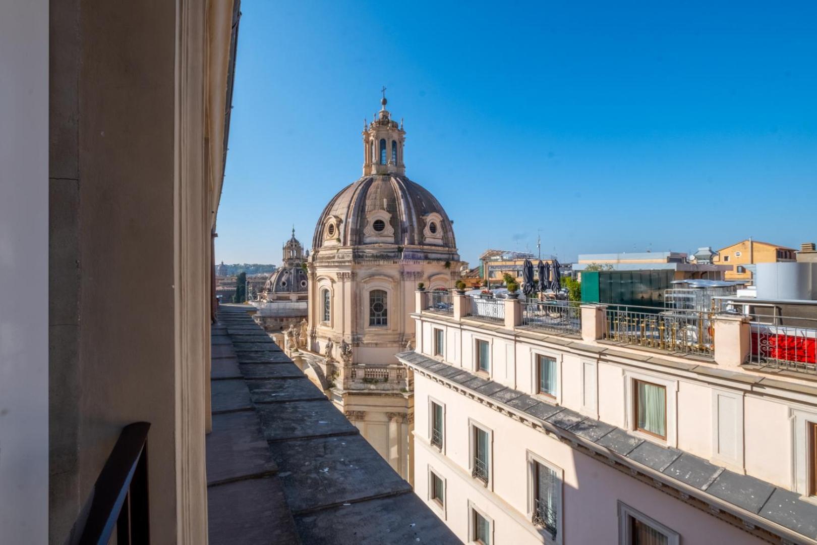 Elegant And Luxury Apartment @Altare Della Patria Rome Extérieur photo